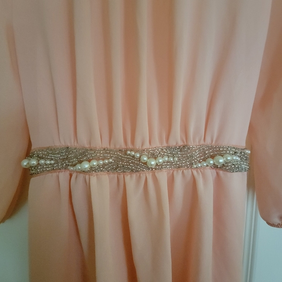 Cute top - Picture 2 of 6